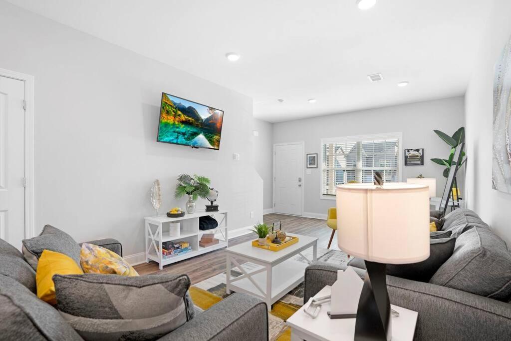 Make Lemonade In Luxury W King Bed And Free Parking Plus 40 Minutes To Nashville 클락스빌 외부 사진